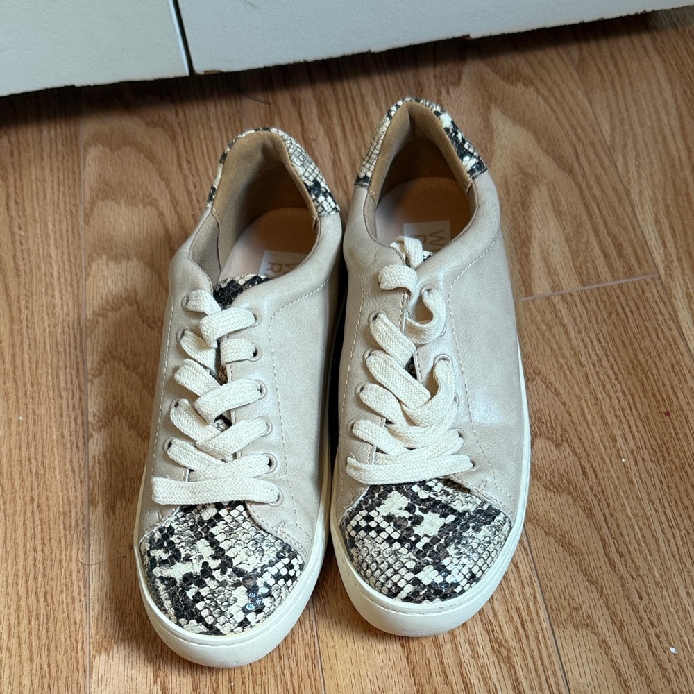 White Raven Womens Beige Snakeskin Print Low‎ Top Lace Up Sneakers Size 6